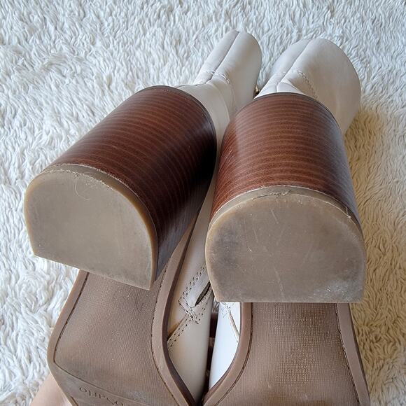Franco Sarto Stormy Bootie Heeled Ankle Boot Cream Ivory Zip Up Size 9 - Picture 11 of 13